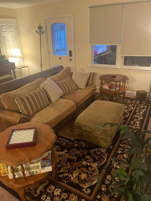 Entire Private 2 Bedrooms House, Nice Neighborhood Arnold Exteriör bild